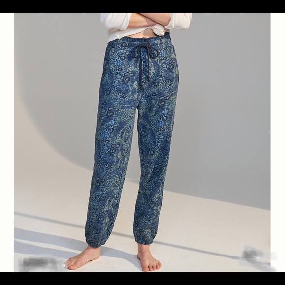 NWT Comfy Anthropologie Floral Print Pull On Joggers Lounge Sweatpants - Picture 2 of 8